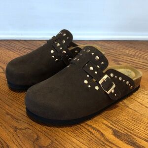 Graystone leather collection genuine suede slides in immaculate condition Sz 7.5